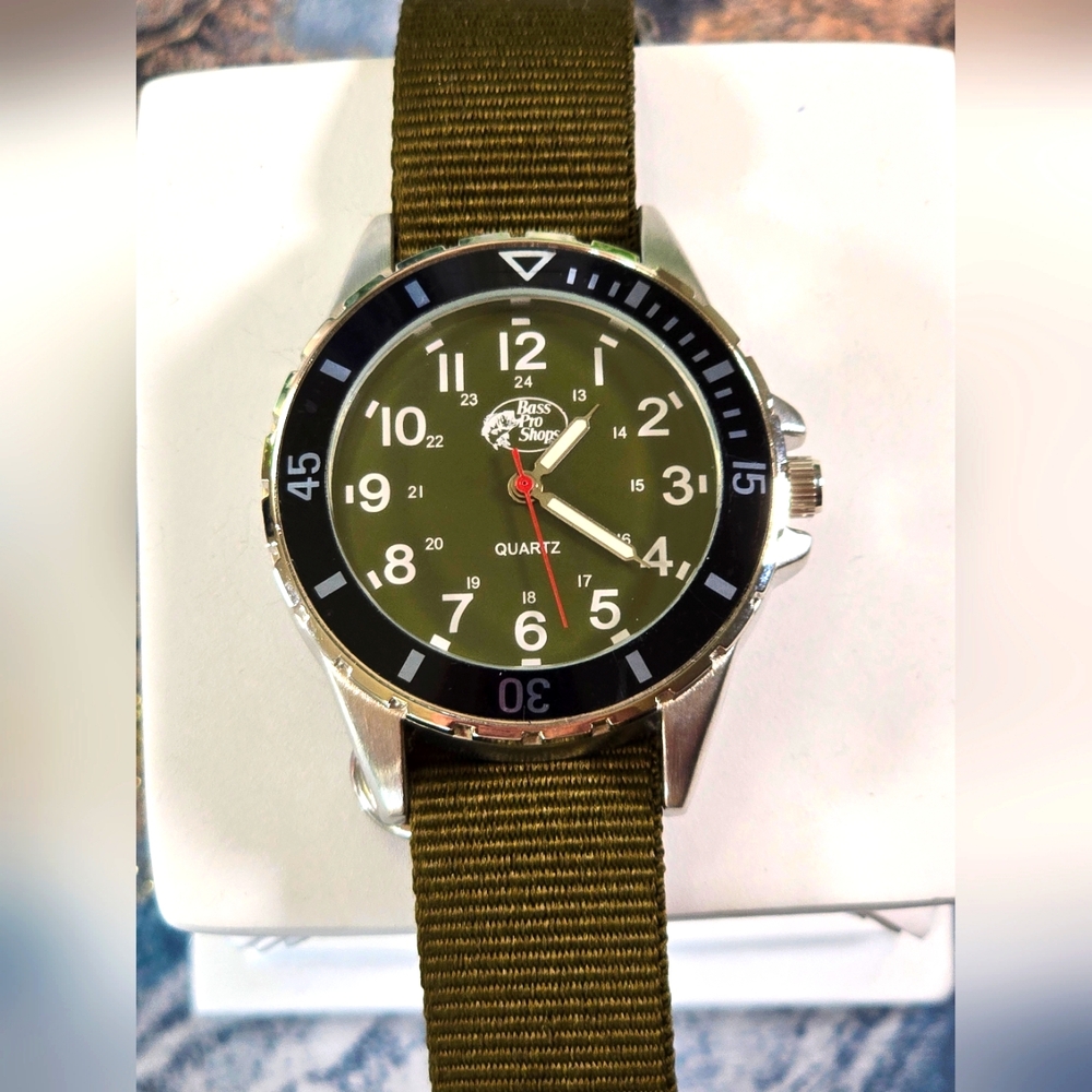 Men's Olive Green Watch
